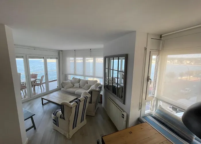 Nemi アパート L' Escala